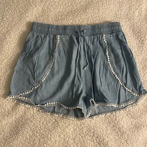 women’s fashion shorts size large